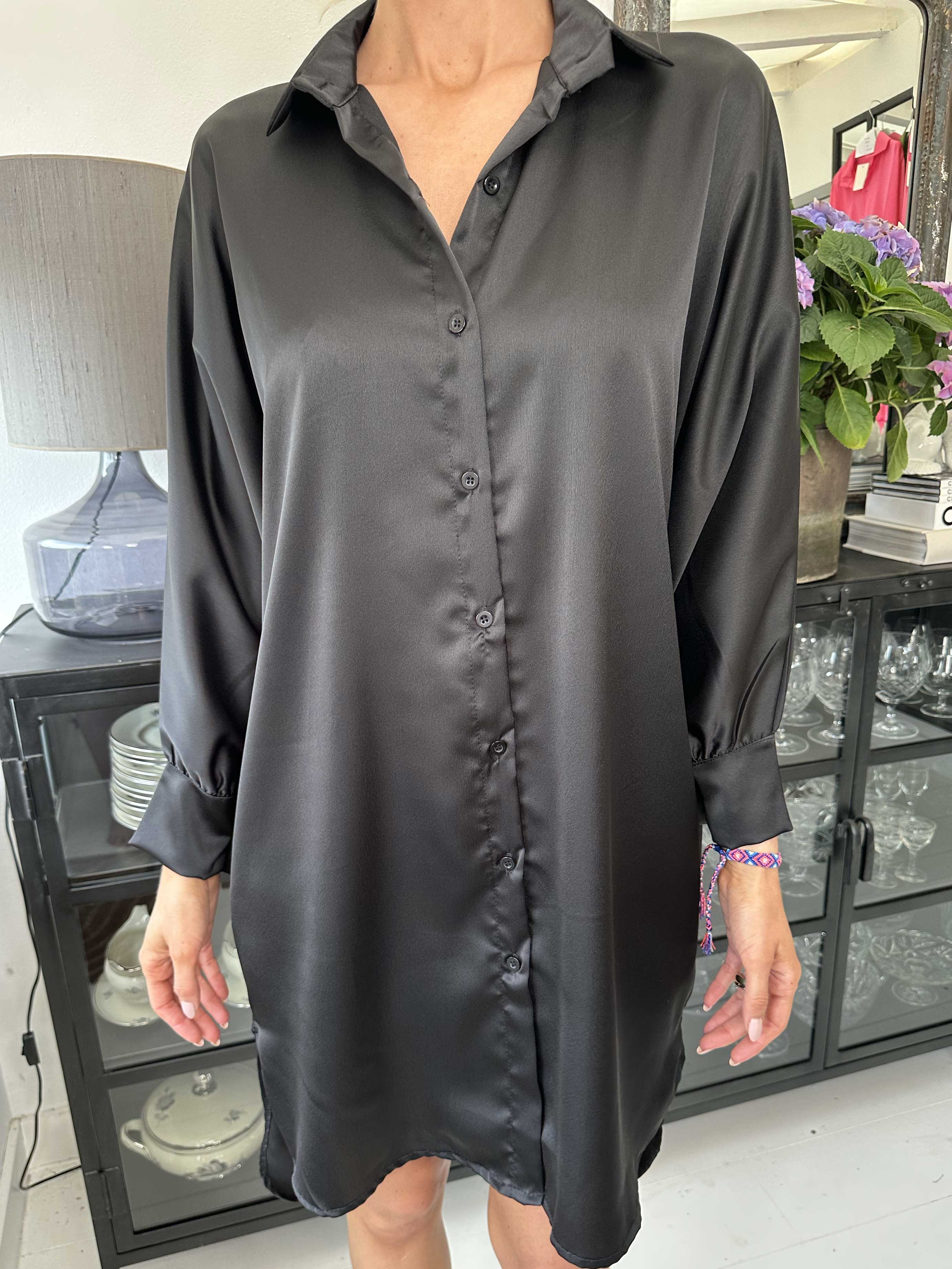 Hassel - Fin skjortekjole i silkelook